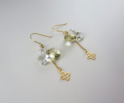 Lemon quartz clover motif earrings